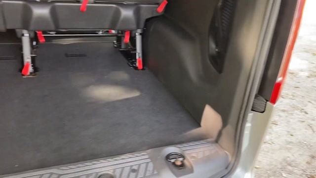 Ford Tourneo Custom 310 Titanium 130BhP 2.0 Diesel 6 Speed Manual Euro 6 & Free Congestion Zone! смотреть онлайн