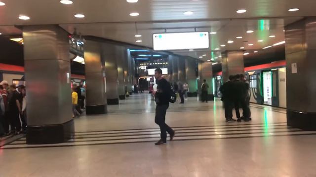 VLOG #5 | Moscow - Part 1 (Moscow City + Metro) смотреть онлайн