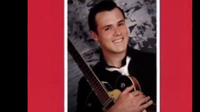 Warren Earl - Man She's A Rocker смотреть онлайн