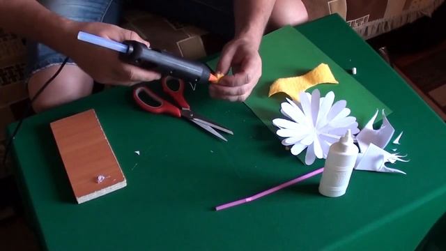 Ромашка из бумаги / Daisy paper смотреть онлайн