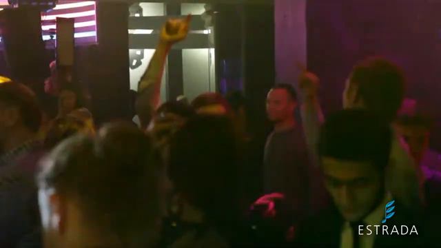 ESTRADA TV: Angry Birds party.mpg смотреть онлайн
