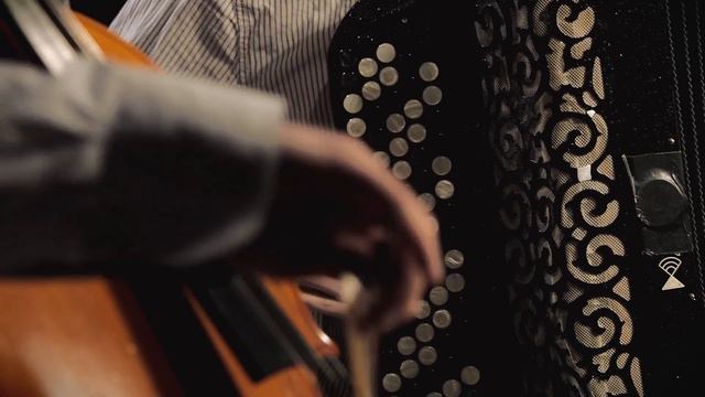 L'accordéoniste // La Cassette d'Émile смотреть онлайн