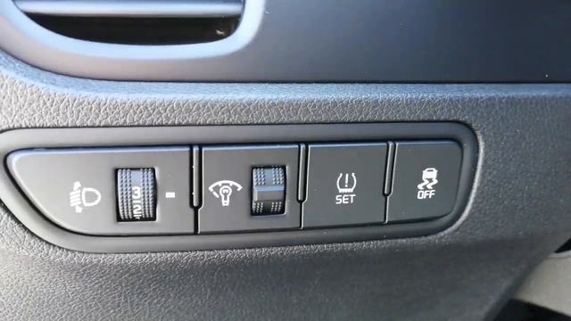 Kia Rio 2017 1 6 ДЦ VW смотреть онлайн