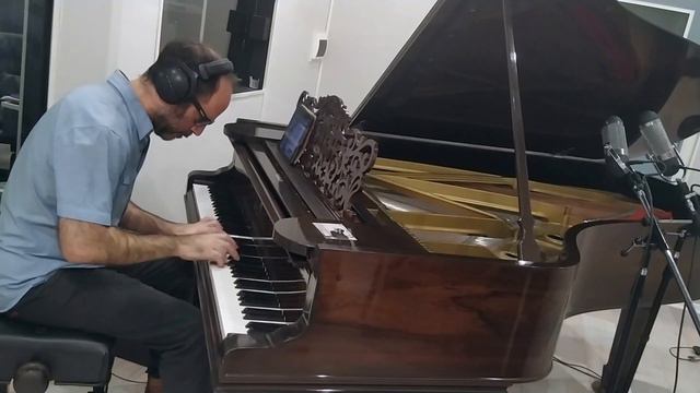 "Just friends" Wynton Kelly solo | by Leandro Bulacio смотреть онлайн