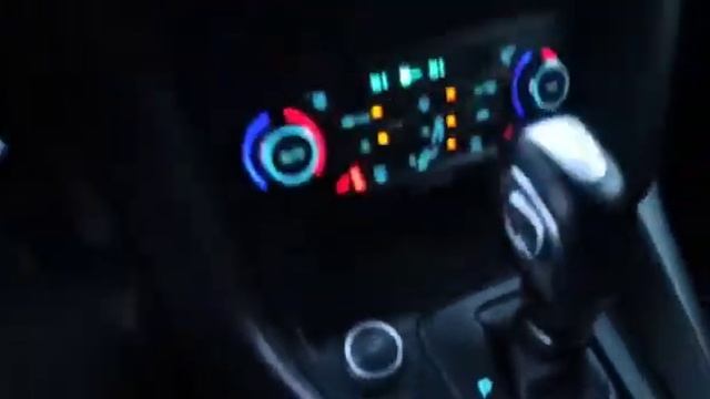 FORD FOCUS 2018 универсал, АТ, 1,6 л (105 л.с.), бензин, пробег 83000 км, 1 владелец. смотреть онлайн