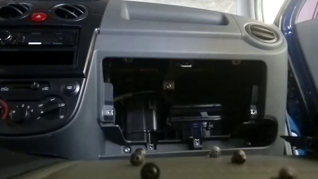 Cómo cambiar el filtro de aire acondicionado o de cabina del Chevrolet Spark смотреть онлайн