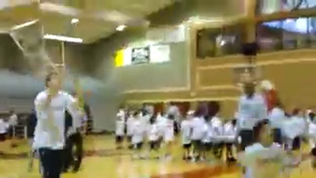 Knock out with Matt Bonner смотреть онлайн
