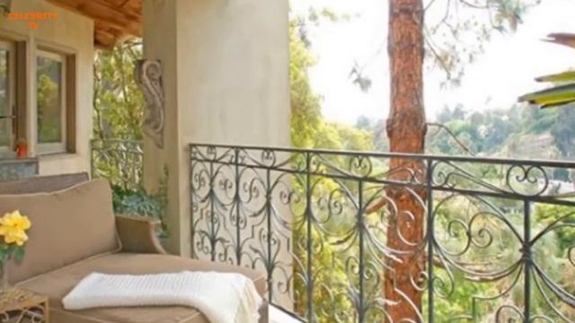 Хэлли Берри ●Биография ●Семья ●Дети ●Доход ●Дома ●Авто смотреть онлайн