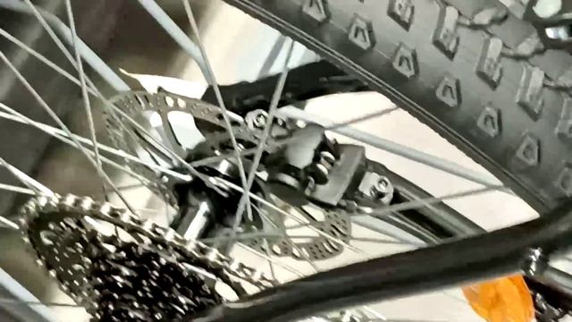 ROCKRIDER EXPLORE 500 смотреть онлайн