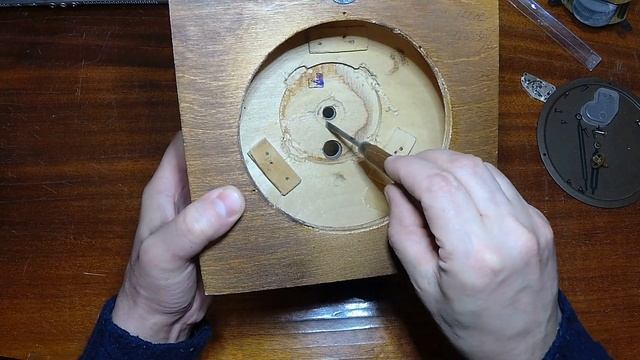 Замена механизма Настенные механические часы Весна смотреть онлайн