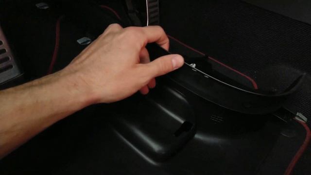 How to Open Bonnet Hood with Broken Release Lever on Audi TT Mk2 смотреть онлайн