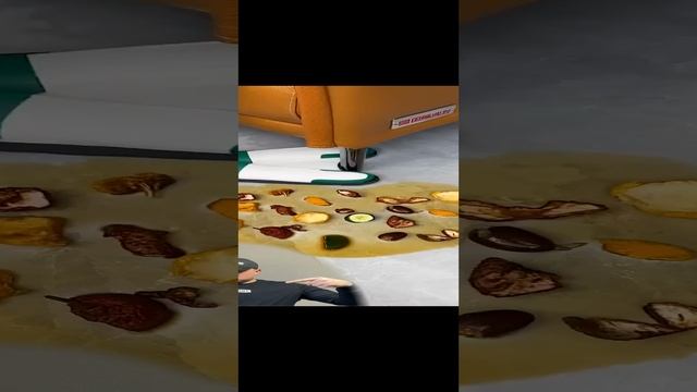 Универсальная швабра для полов и углов с отжимом для уборки дома. #shorts #уборкадома #влажнаяуборка смотреть онлайн