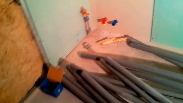 Прокладка труб водоснабжения в перегородке из гипсокартона. смотреть онлайн