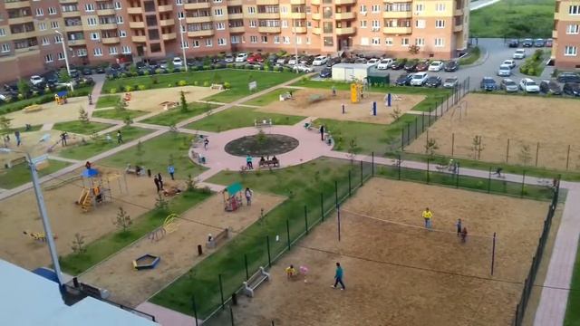 Подмосковный микрорайон Новое Бисерово. Вид с балкона 6 этажа. смотреть онлайн