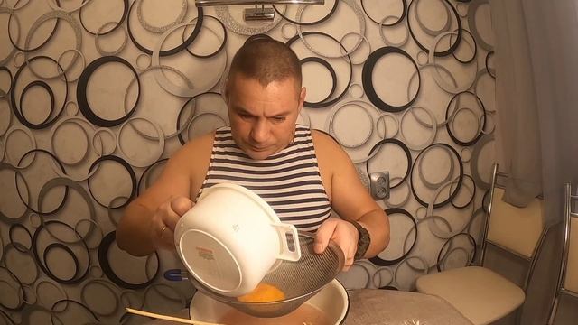 Как легко и вкусно засолить икру сига. "How easy and delicious it is to salt whitefish caviar". смотреть онлайн