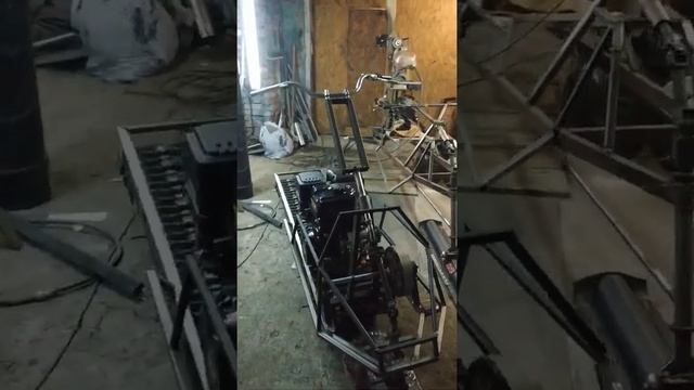 Снегокат, снегоход, СнегоКОТ ))!! Это не мотособака)).