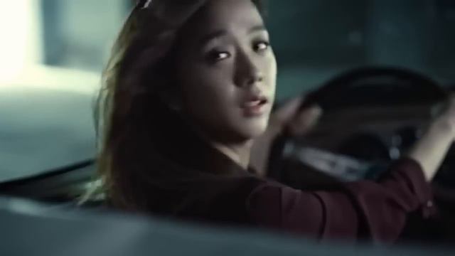 Lee Min Ho & Kim Ji Soo Black Pink Samsonite CF смотреть онлайн