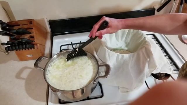 Simple Farmer's Cheese Made From Goat Milk смотреть онлайн