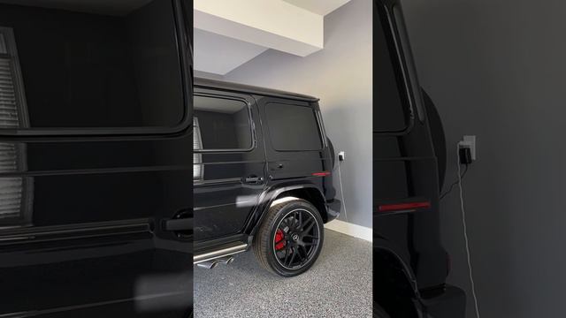 2021 Mercedes AMG G63 Cold Start + Revs смотреть онлайн