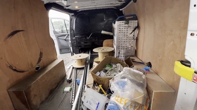 ys64wpk 2015 FORD TRANSIT CUSTOM 270 L1 DIESEL FWD 2.2 TDCi 125ps Low Roof Limited Van смотреть онлайн