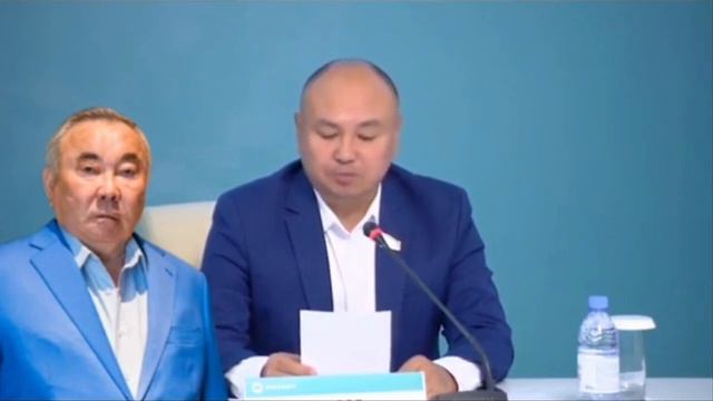 Болат Назарбаевтың тағы бір былығын парламент депутаты жайып салды. смотреть онлайн