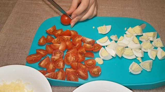 Салат из брокколи с яйцом и помидором черри. Готовим вкусный овощной салат смотреть онлайн