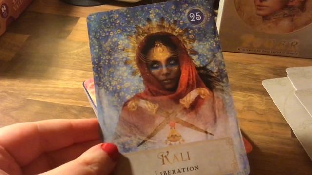 ✨ GODDESS POWER ORACLE FLIP THROUGH & FIRST IMPRESSIONS ✨ смотреть онлайн