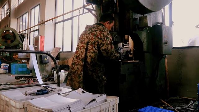 Линия производства френч прессов в Китае. Обзор процесса производства продукции. смотреть онлайн