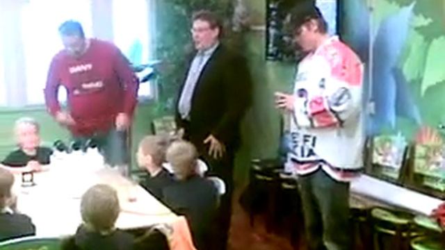 Jori Lehterä EKS03:n kauden päättäjäisissä 27.4.2010 смотреть онлайн
