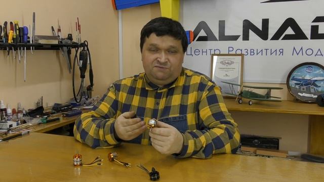 Одинаковые моторы, разные КВ. Какой мощнее? / ALNADO смотреть онлайн