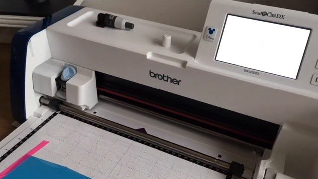 ScanNCut - A Simple Vinyl Project Using The Vinyl Blade смотреть онлайн