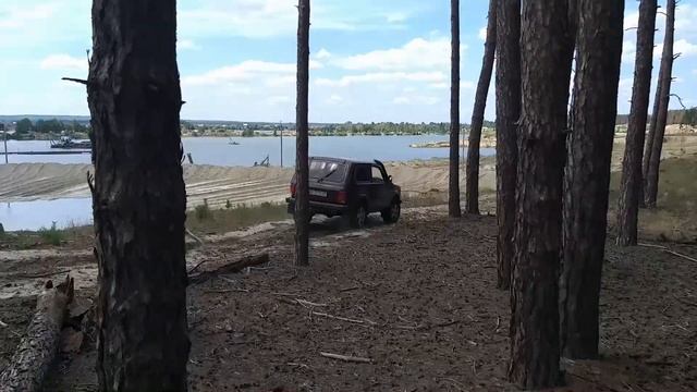 OFF-ROAD НИВА 4Х4 - БРОД - ПОКАТУШКИ В БЕЗЛЮДОВСКОМ КАРЬЕРЕ смотреть онлайн