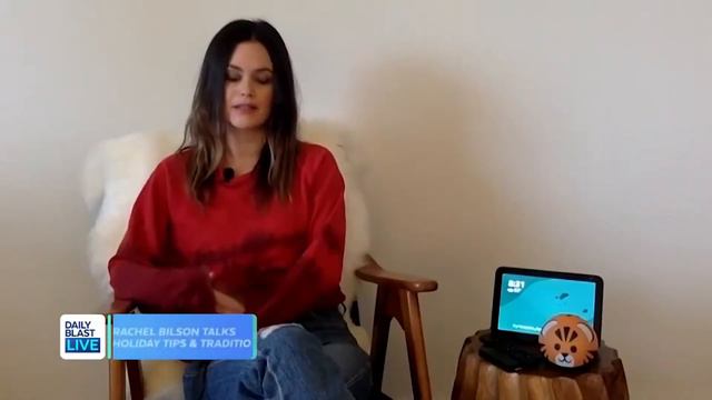 Actress Rachel Bilson Shares Clever Holiday Gift Ideas смотреть онлайн