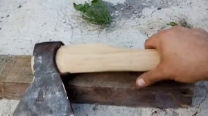 Топор ЗИК на топорище из дуба