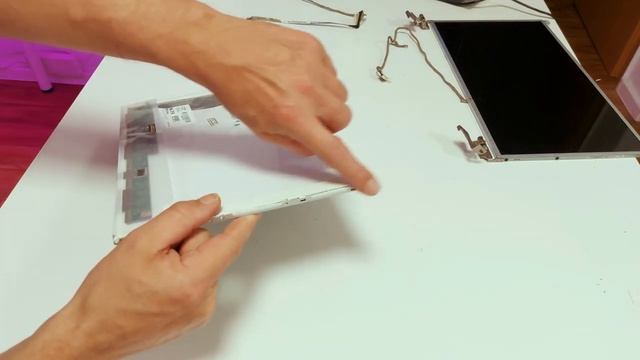 Mainboard Tausch und Display Reparatur beim Toshiba Satellite C660 Notebook смотреть онлайн