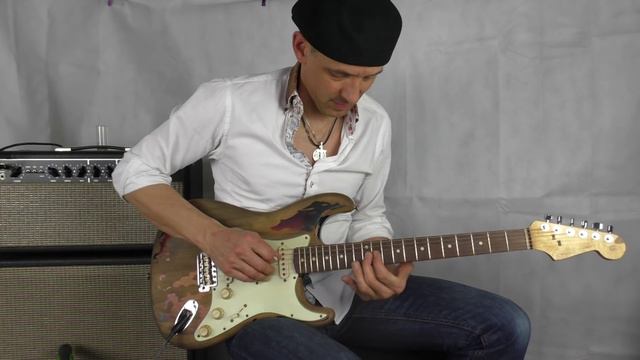 2 Rory Gallagher Stratocasters first run 1999 prototypes series John Cruz смотреть онлайн