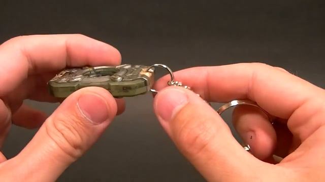 Crowded Coop Halo CORTANA CHIP Keychain Review смотреть онлайн