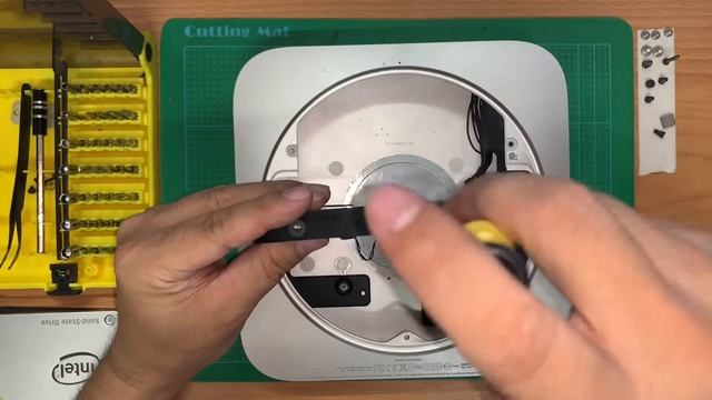 Mac mini server 2010 SSD replacement смотреть онлайн