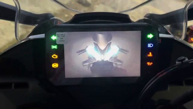 Diferencias Entre La CFMOTO 450 SR Y 450SR-S | Cual Debes Comprar?