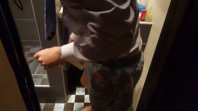 ИЗВЕСТКОВЫЙ НАЛЕТ В ВАННОЙ КОМНАТЕ ТЕСТ смотреть онлайн