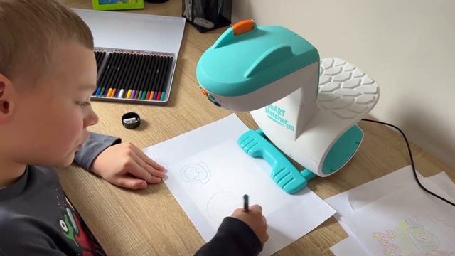 Учимся рисовать со SmART Sketcher Projector 2.0 @SmythsToys