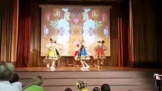 Танцевальный коллектив мечта,Царицыно. Дом творчества. смотреть онлайн