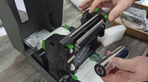 Заправка принтера риббоном и бумагой TSC TC200