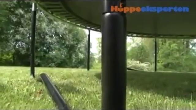 Батут Jumping Berg, видео обзор модели смотреть онлайн