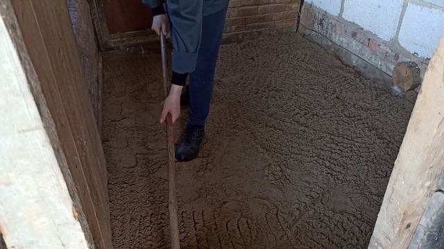 Как сделать бетонный пол в сарае смотреть онлайн