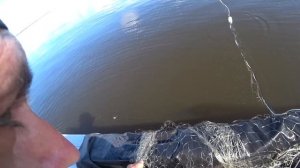 Рыбалка сетями на ценную рыбу. Такую рыбалку не пожелаешь и врагу.