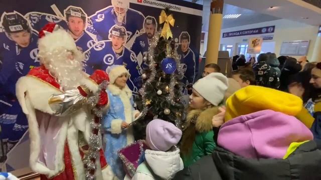 В Молодечно сегодня проходит новогодний областной детский праздник 23 загадки Минщины 3