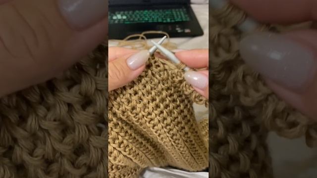 Кэмэл для меня оттенок осени. Уже настолько лет подряд перманентно начинаю вязать именно его. смотреть онлайн