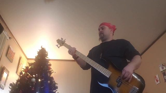 #Radiohead #Creep #BASS COVER #TABS IN DESCRIPTION смотреть онлайн