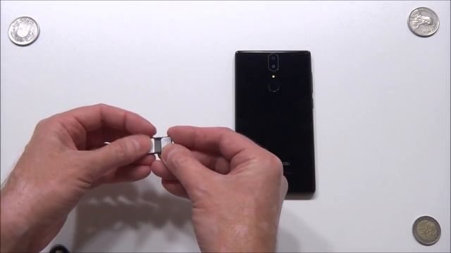 UMIDIGI Crystal (MT6737) - распаковка, предварительный обзор /unboxing, english subtitles/ смотреть онлайн